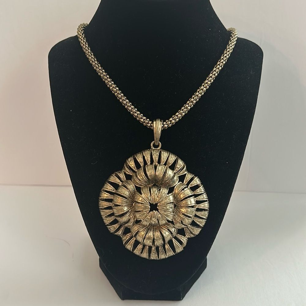 NWOT Joan Rivers Vintage Gold Chunky Necklace